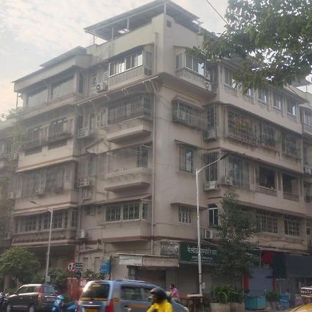 Bed And Breakfast At Colaba Мумбай Екстериор снимка