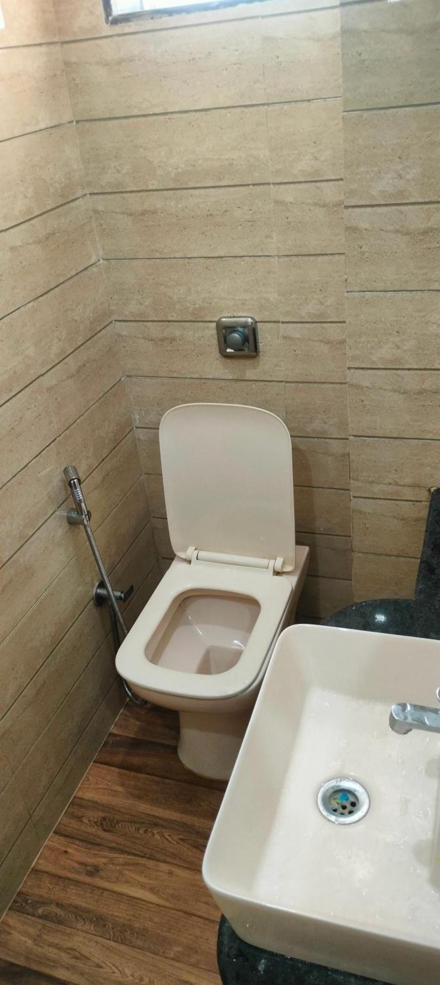 Bed And Breakfast At Colaba Мумбай Екстериор снимка